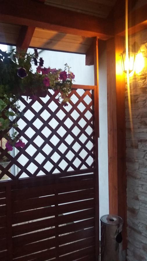 Pokoje Goscinne Ontario Mieroszyno Jastrzębia Góra المظهر الخارجي الصورة